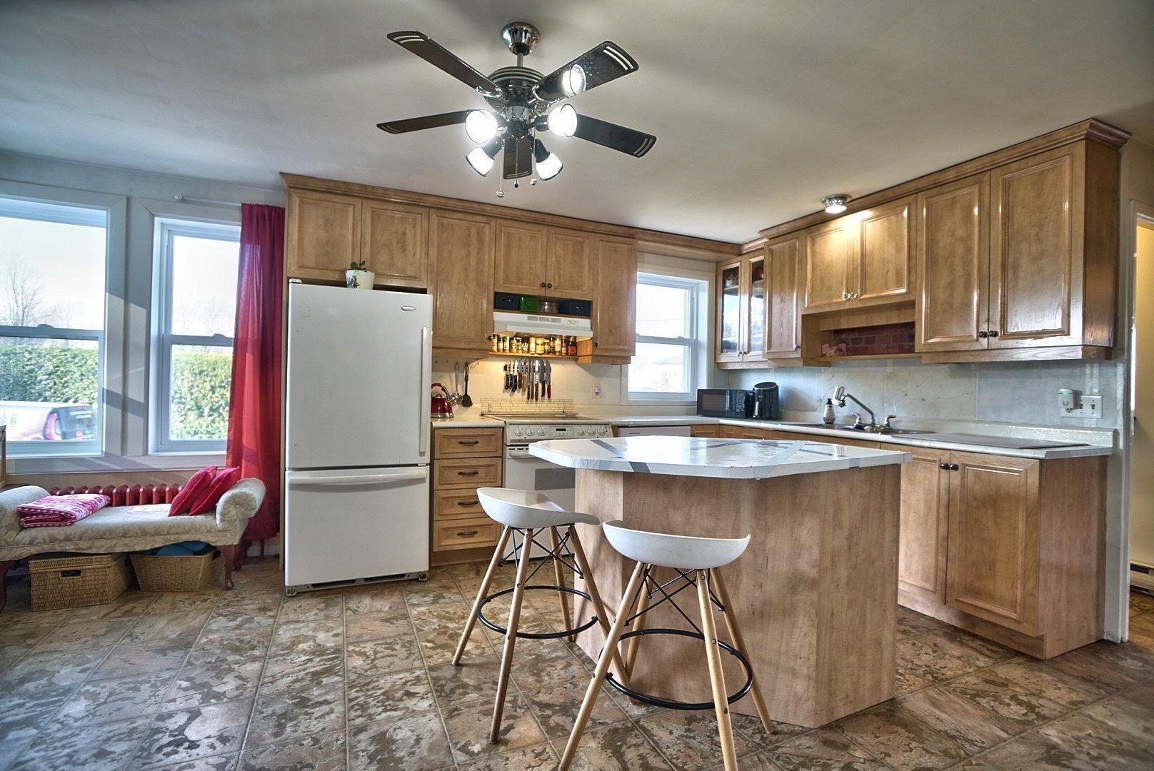









701


Rue Principale

,
Saint-Sébastien,




QC
G0Y1M0

