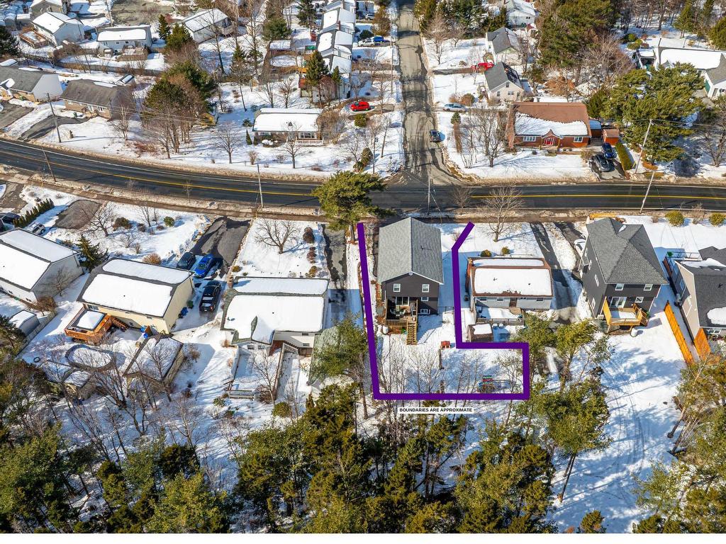 












698 Waverley Road

,
Dartmouth,




NS
B2X 2G4


