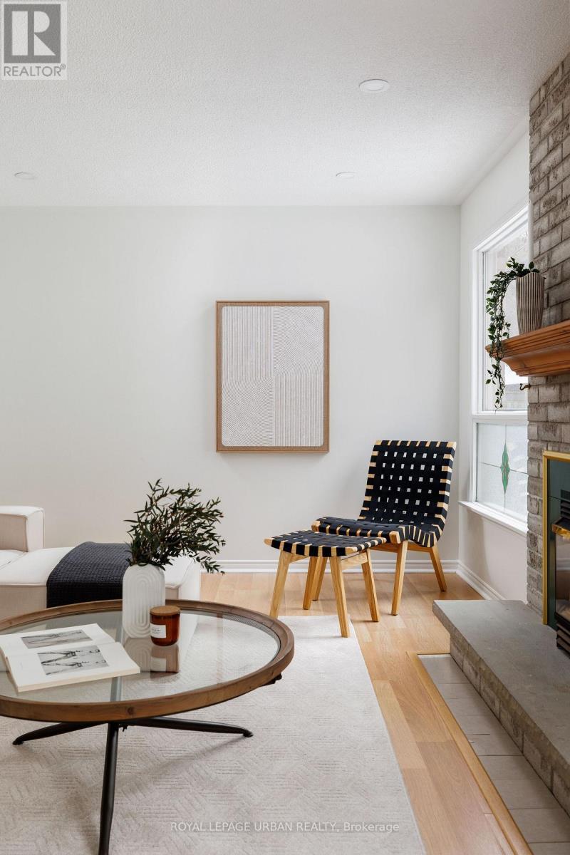 












55 BLUEKING CRESCENT

,
Toronto,




Ontario
M1C4M8

