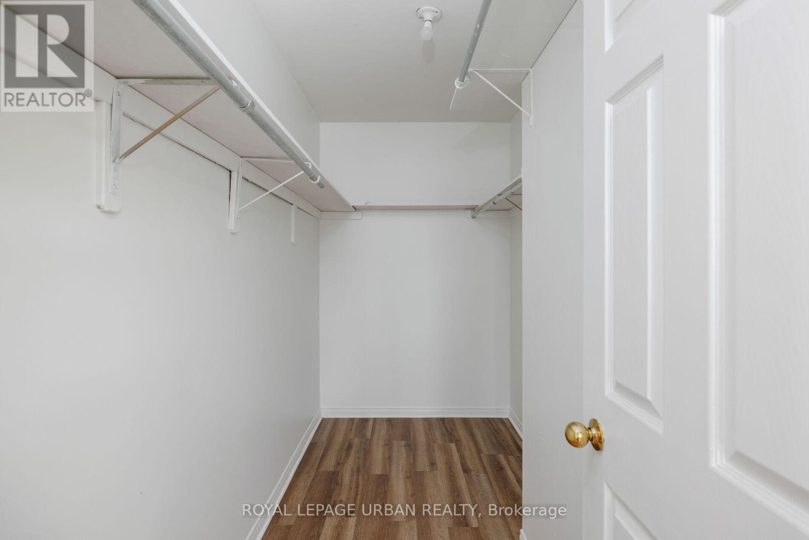 












55 BLUEKING CRESCENT

,
Toronto,




Ontario
M1C4M8

