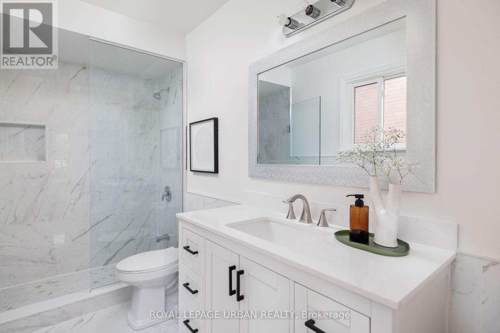 












55 BLUEKING CRESCENT

,
Toronto,




Ontario
M1C4M8

