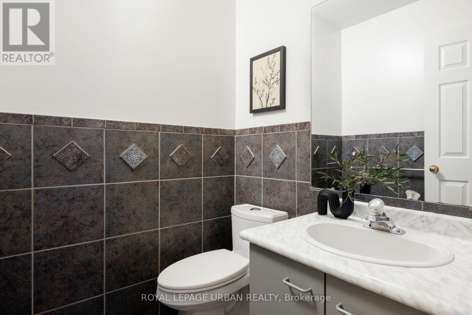 












55 BLUEKING CRESCENT

,
Toronto,




Ontario
M1C4M8

