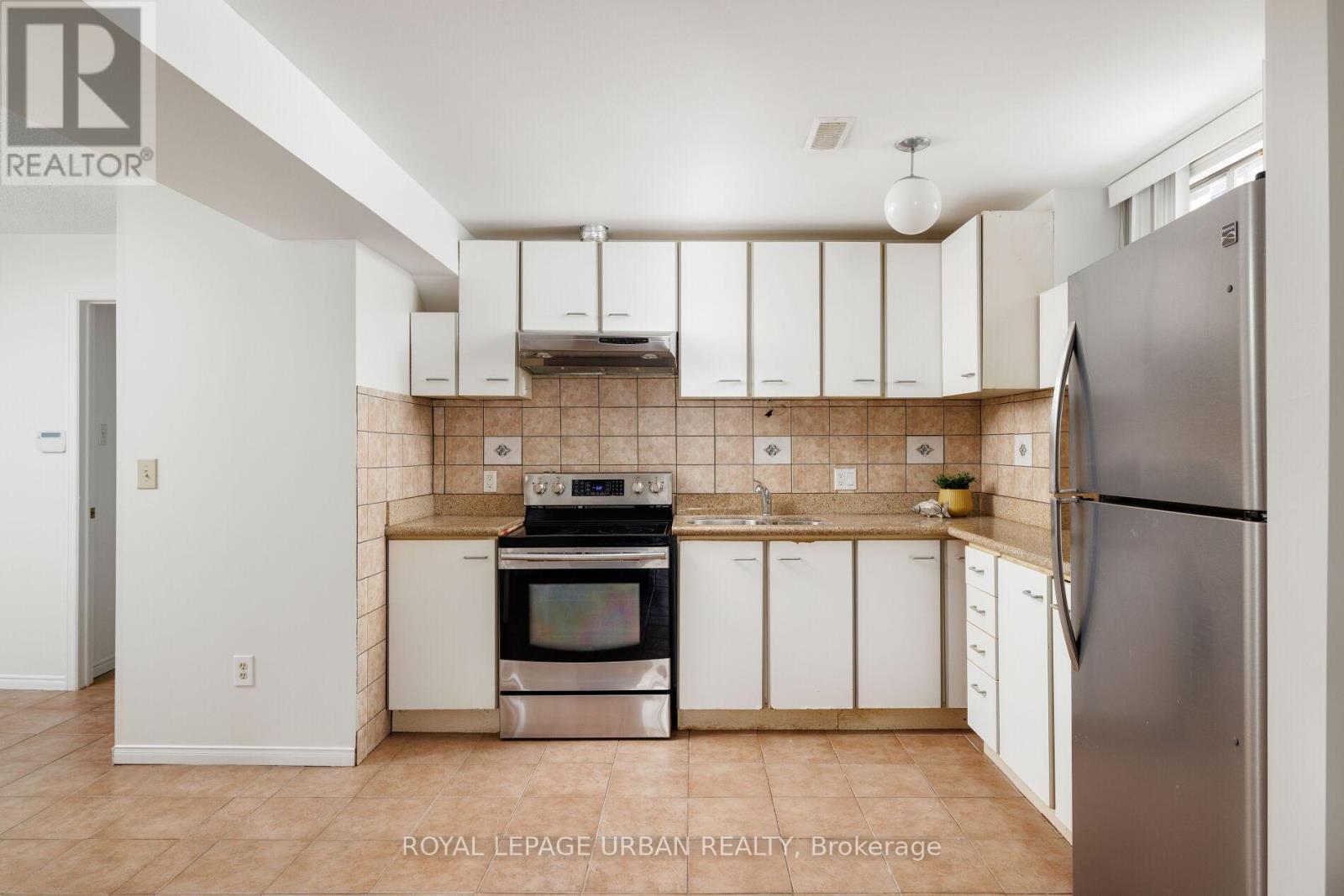 












55 BLUEKING CRESCENT

,
Toronto,




Ontario
M1C4M8

