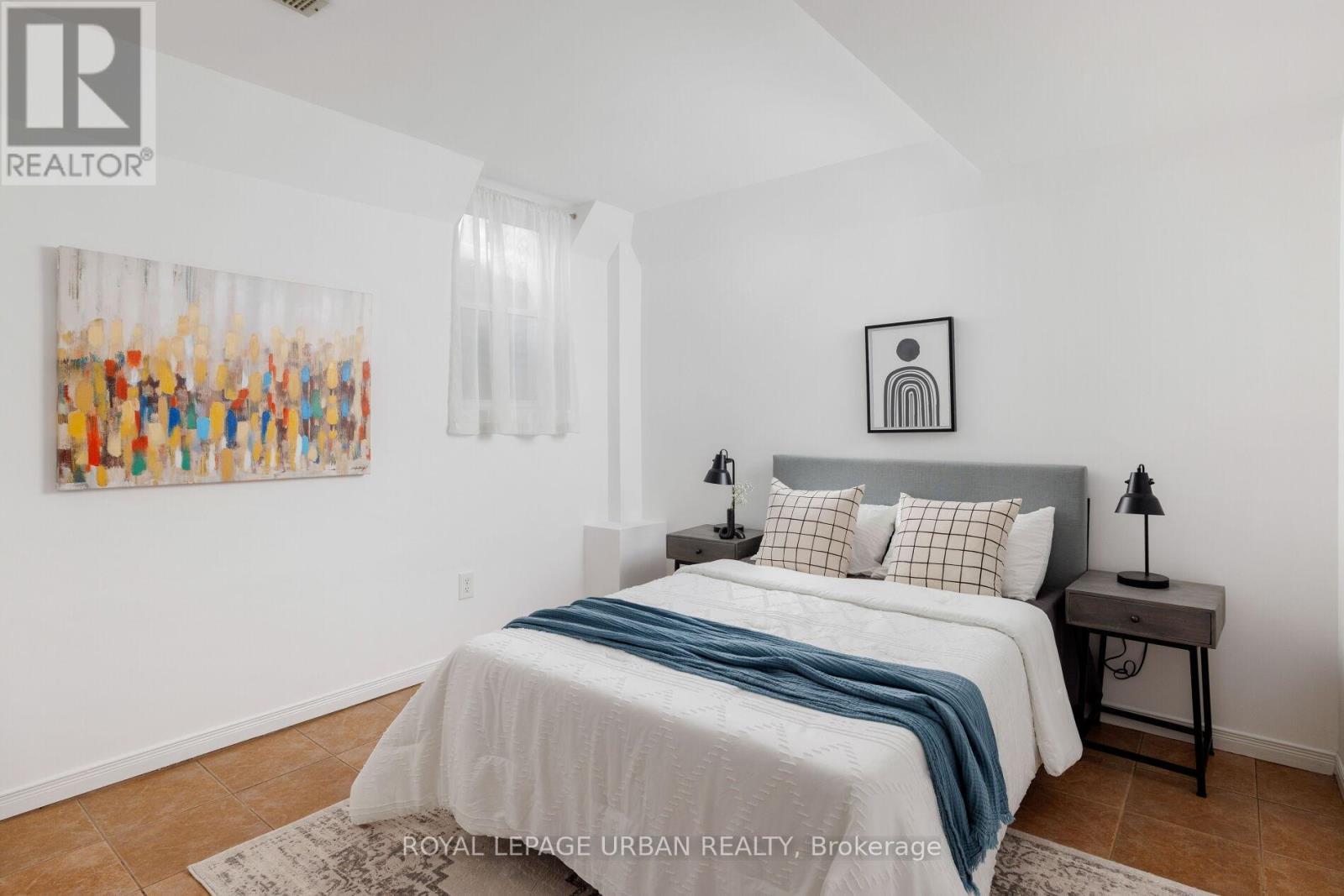 












55 BLUEKING CRESCENT

,
Toronto,




Ontario
M1C4M8

