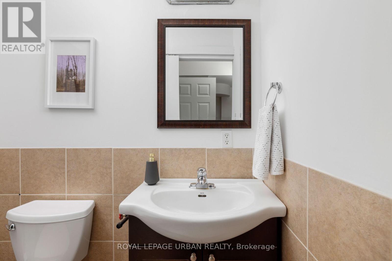 












55 BLUEKING CRESCENT

,
Toronto,




Ontario
M1C4M8

