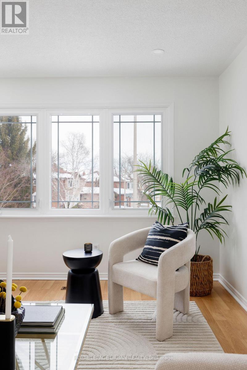 












55 BLUEKING CRESCENT

,
Toronto,




Ontario
M1C4M8

