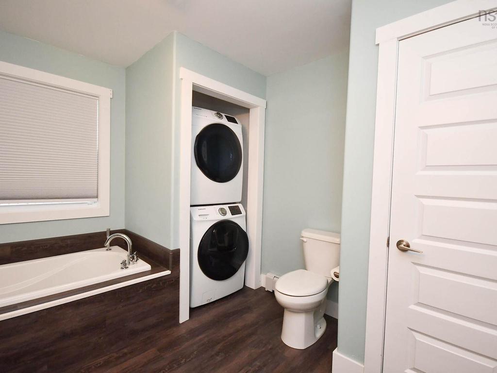 












116 Cross Road

,
Crowes Mills,




NS
B0M 1C0

