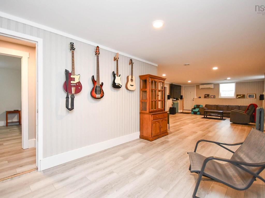 












116 Cross Road

,
Crowes Mills,




NS
B0M 1C0

