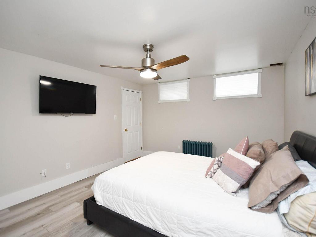 












116 Cross Road

,
Crowes Mills,




NS
B0M 1C0

