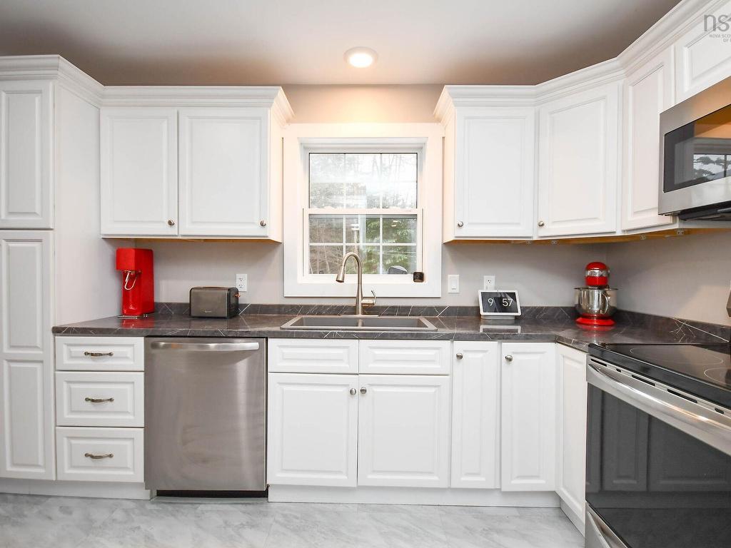 












116 Cross Road

,
Crowes Mills,




NS
B0M 1C0

