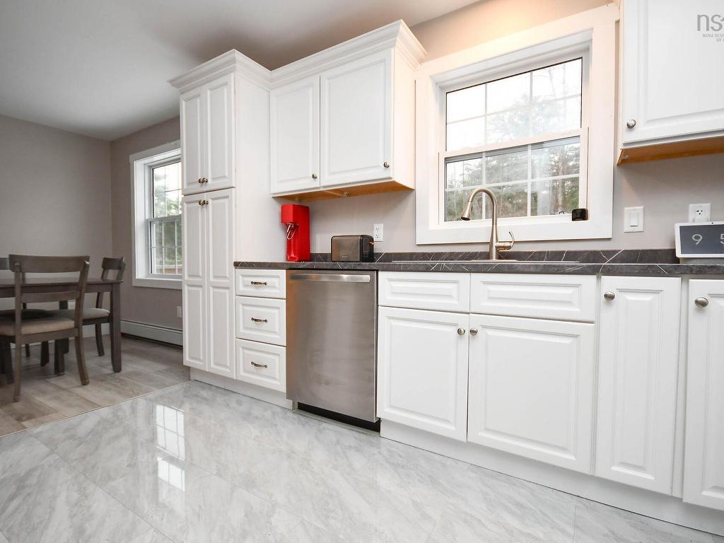 












116 Cross Road

,
Crowes Mills,




NS
B0M 1C0

