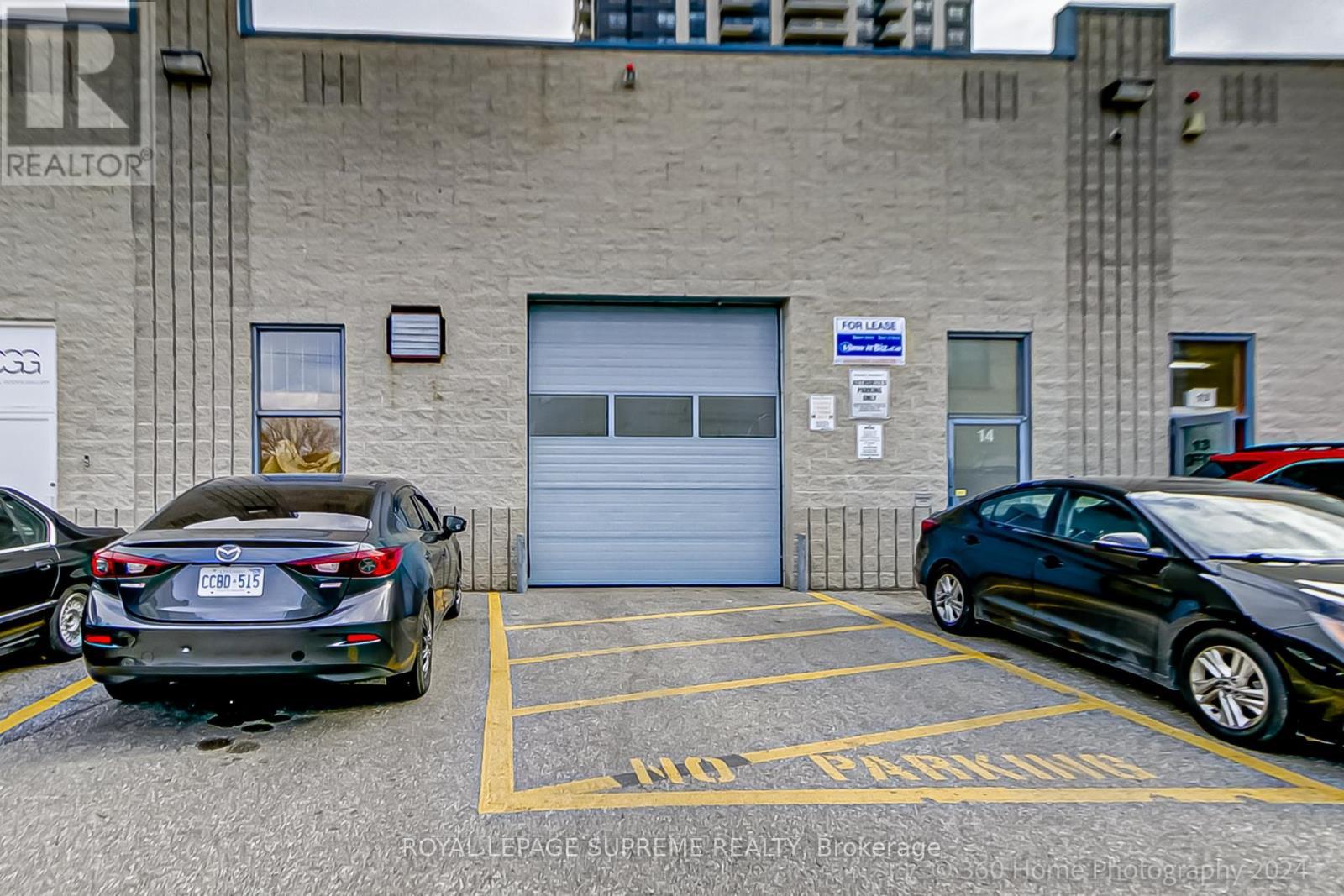 












14 - 1444 DUPONT STREET

,
Toronto,




Ontario
M6P4H3

