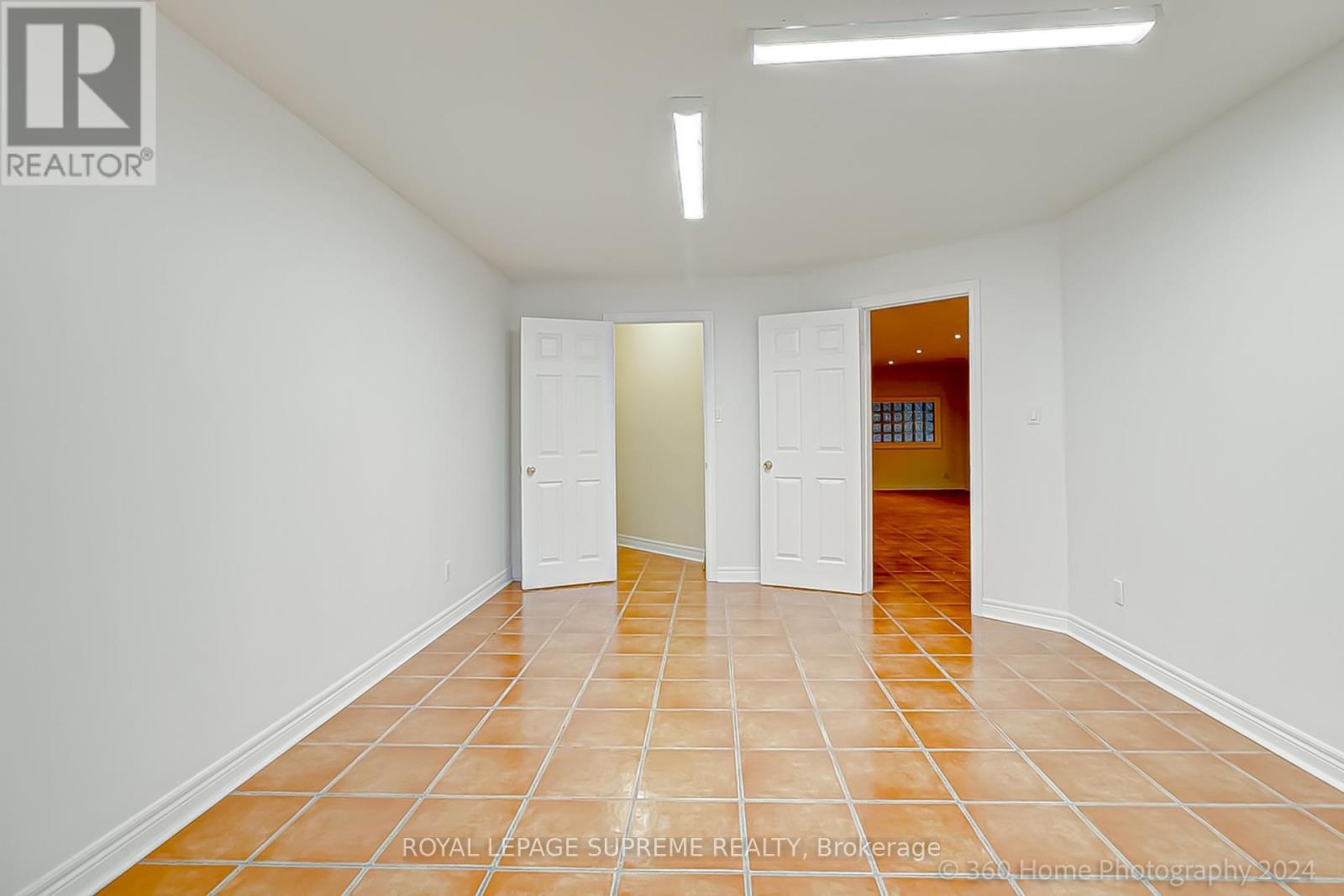 












14 - 1444 DUPONT STREET

,
Toronto,




Ontario
M6P4H3

