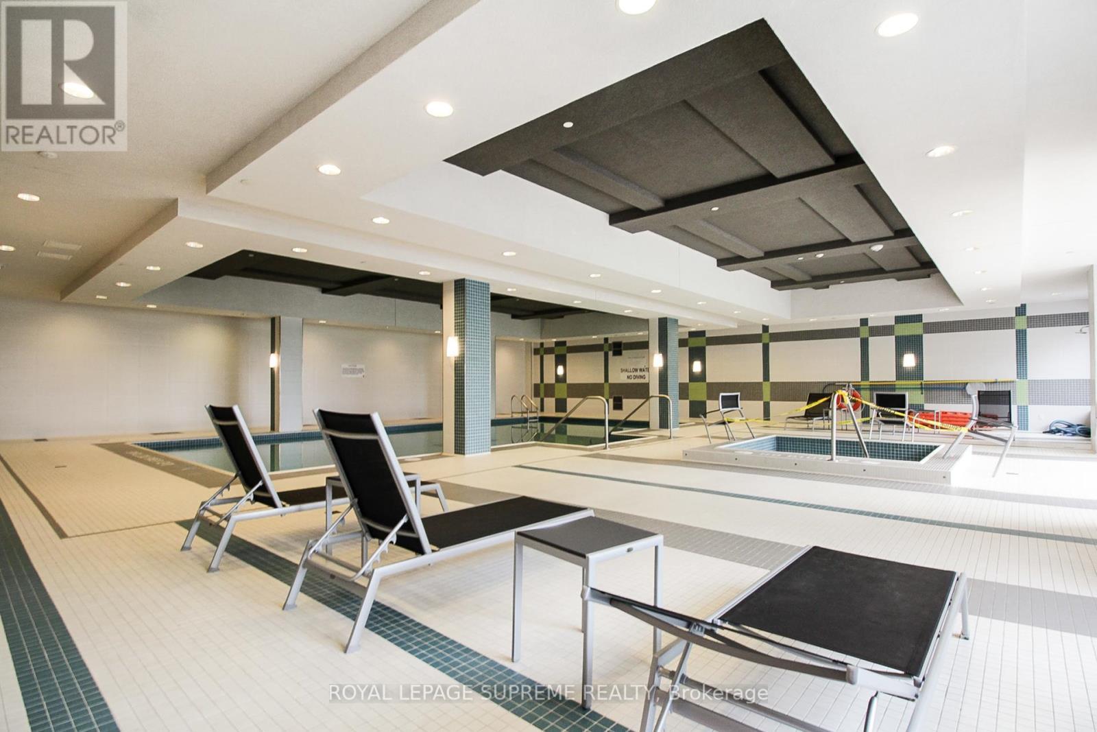 












1607 - 3700 HIGHWAY 7 ROAD

,
Vaughan,




Ontario
L4L0G8

