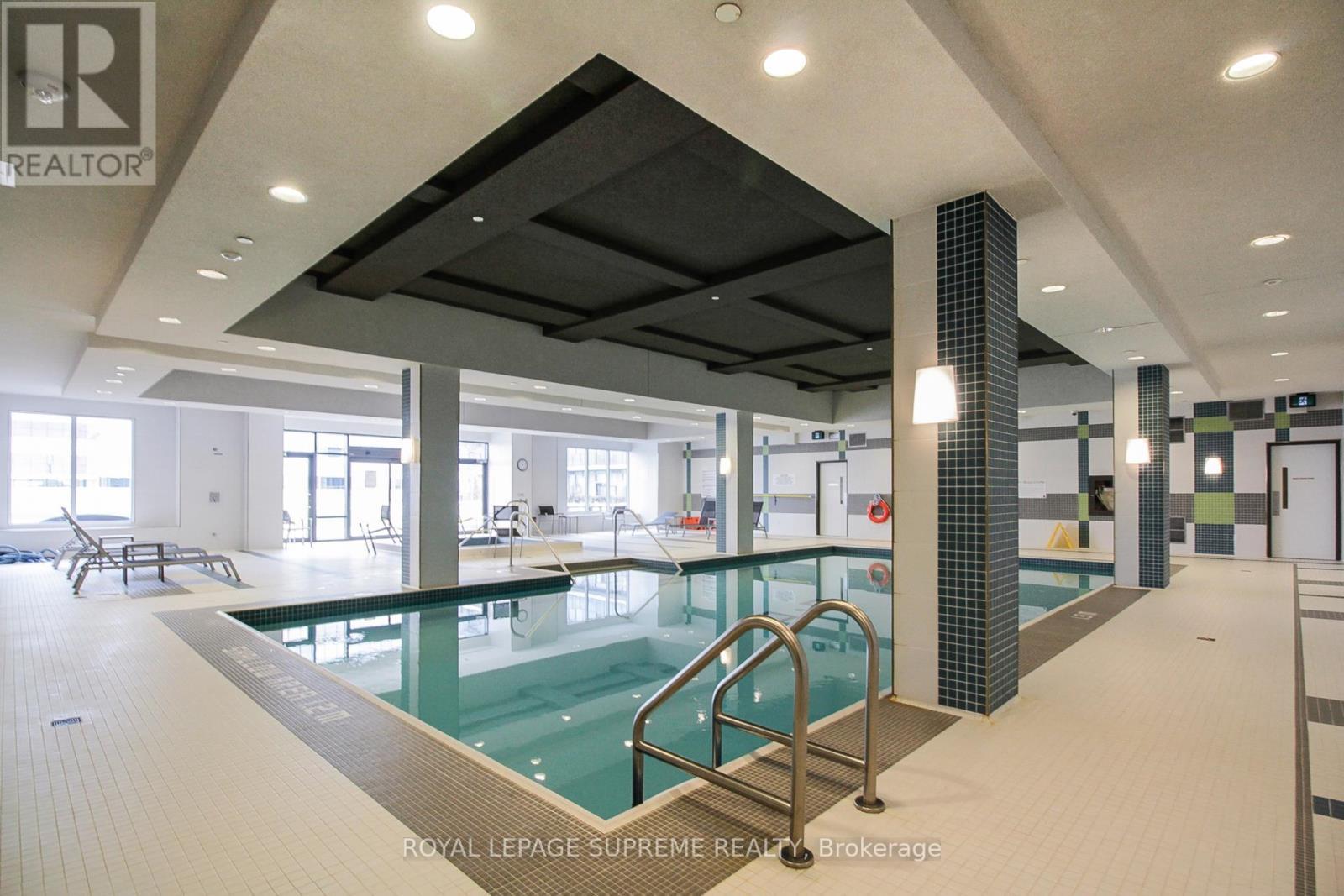 












1607 - 3700 HIGHWAY 7 ROAD

,
Vaughan,




Ontario
L4L0G8

