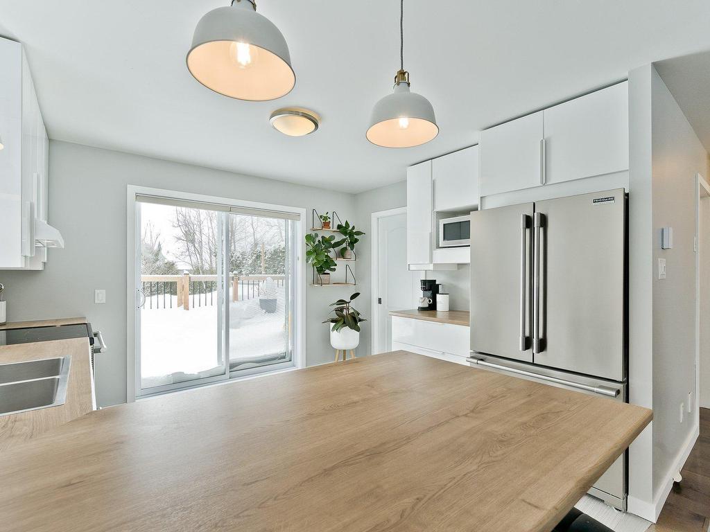 









3744


Rue de Toulon

,
Sherbrooke (Brompton/Rock Forest/Saint-Élie/Deauville),




QC
J1N0T5

