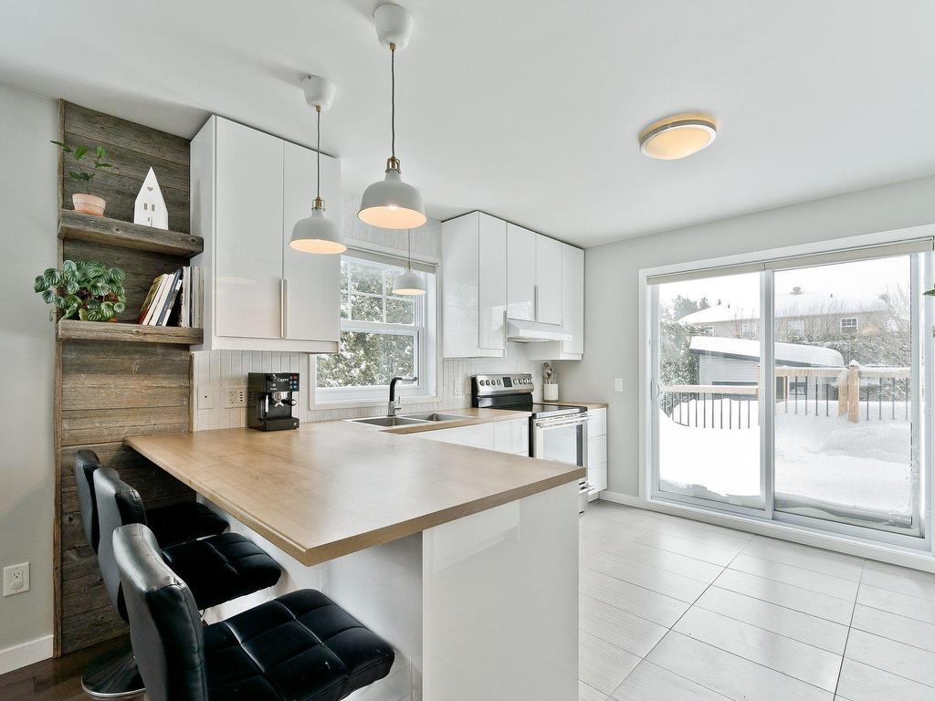 









3744


Rue de Toulon

,
Sherbrooke (Brompton/Rock Forest/Saint-Élie/Deauville),




QC
J1N0T5

