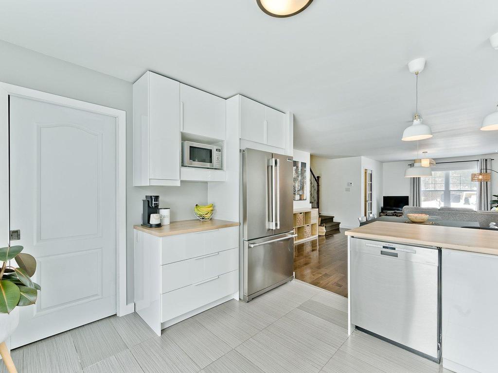 









3744


Rue de Toulon

,
Sherbrooke (Brompton/Rock Forest/Saint-Élie/Deauville),




QC
J1N0T5

