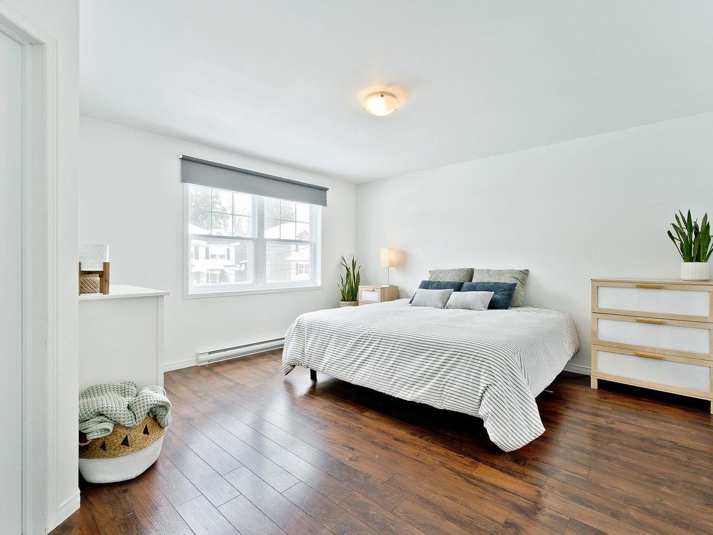 









3744


Rue de Toulon

,
Sherbrooke (Brompton/Rock Forest/Saint-Élie/Deauville),




QC
J1N0T5

