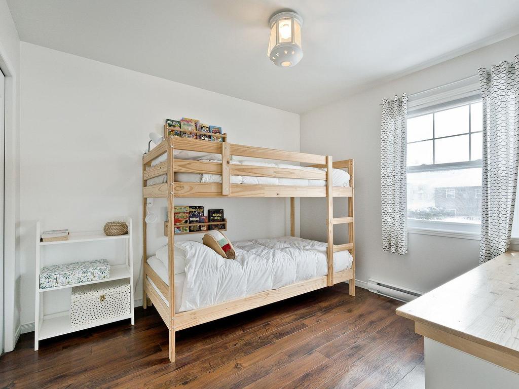 









3744


Rue de Toulon

,
Sherbrooke (Brompton/Rock Forest/Saint-Élie/Deauville),




QC
J1N0T5

