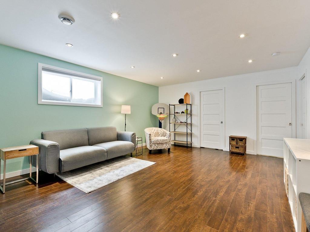 









3744


Rue de Toulon

,
Sherbrooke (Brompton/Rock Forest/Saint-Élie/Deauville),




QC
J1N0T5


