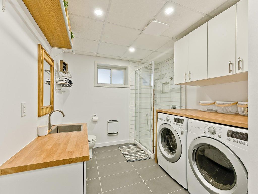 









3744


Rue de Toulon

,
Sherbrooke (Brompton/Rock Forest/Saint-Élie/Deauville),




QC
J1N0T5


