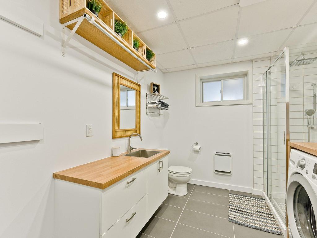 









3744


Rue de Toulon

,
Sherbrooke (Brompton/Rock Forest/Saint-Élie/Deauville),




QC
J1N0T5

