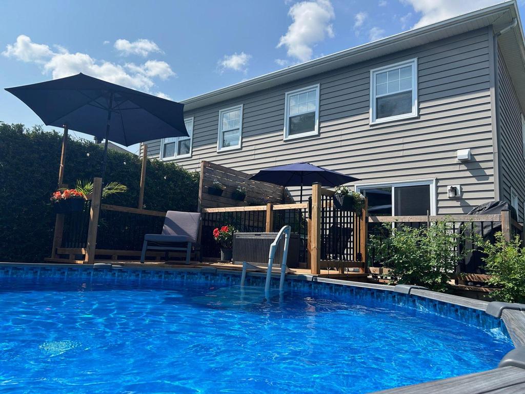 









3744


Rue de Toulon

,
Sherbrooke (Brompton/Rock Forest/Saint-Élie/Deauville),




QC
J1N0T5


