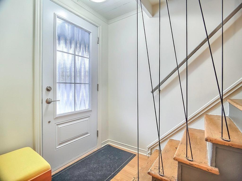 









59


Rue Vaudreuil

,
Hull (Gatineau),




QC
J8X2B7

