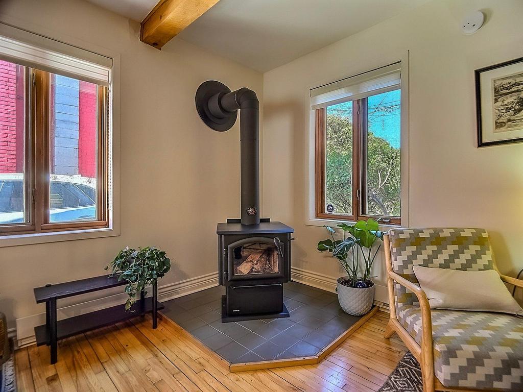 









59


Rue Vaudreuil

,
Hull (Gatineau),




QC
J8X2B7

