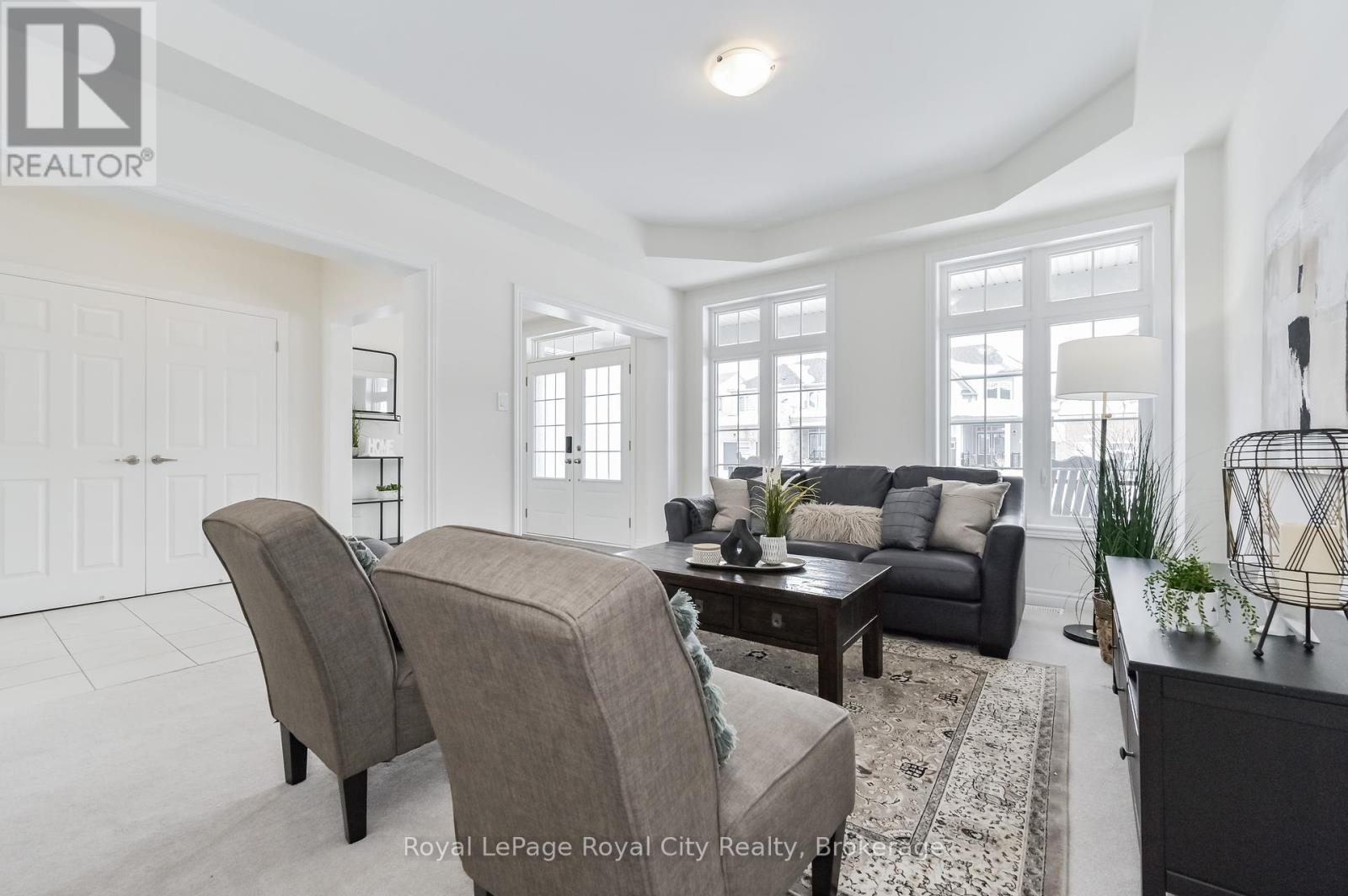 












130 REA DRIVE

,
Centre Wellington (Fergus),




Ontario
N1M0J8


