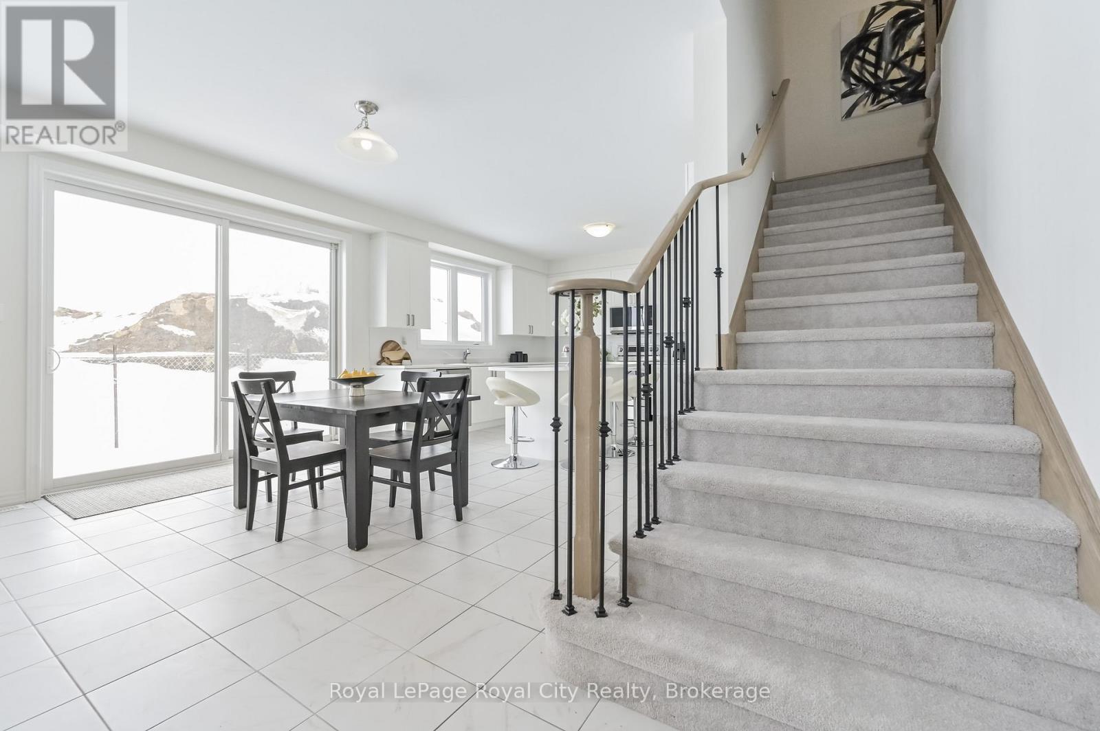 












130 REA DRIVE

,
Centre Wellington (Fergus),




Ontario
N1M0J8

