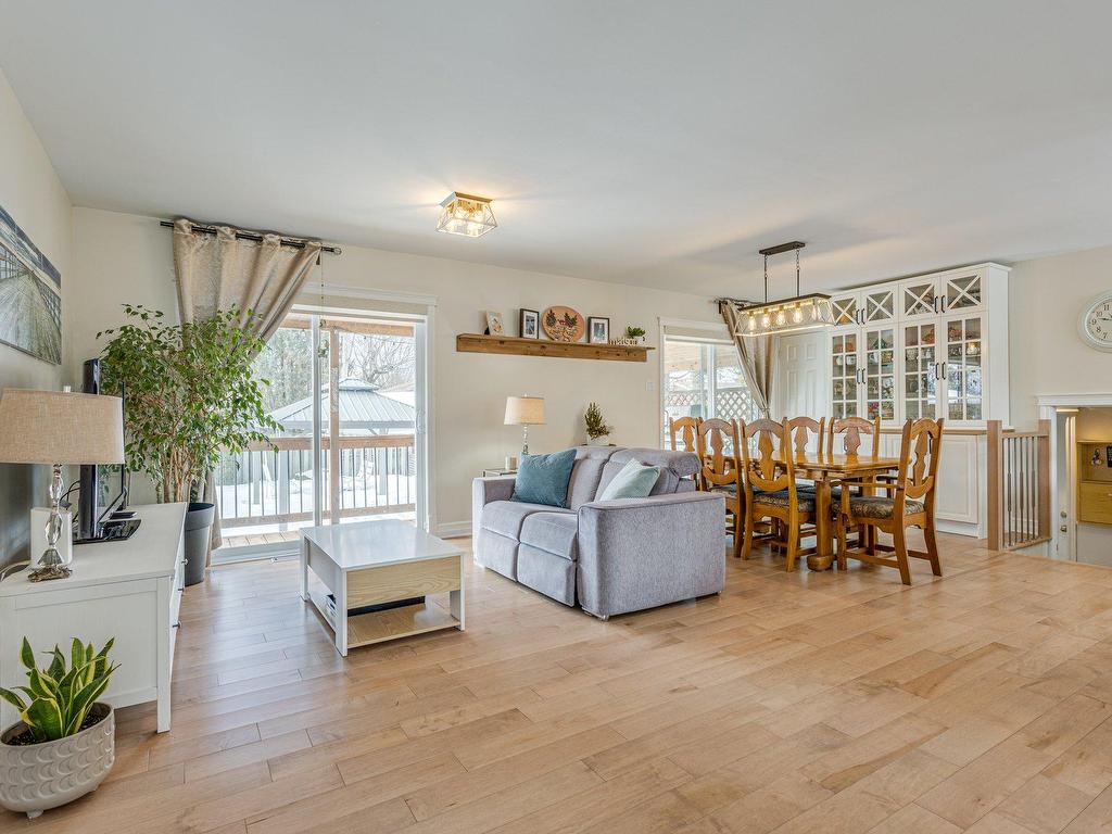 









178


Rue Jacques-Lamoureux

,
Boucherville,




QC
J4B4R9

