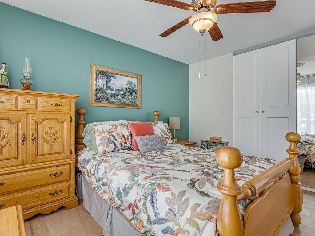 









178


Rue Jacques-Lamoureux

,
Boucherville,




QC
J4B4R9

