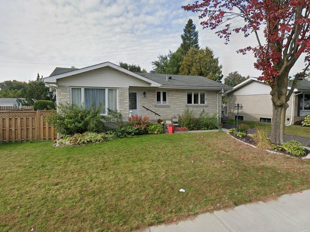 









178


Rue Jacques-Lamoureux

,
Boucherville,




QC
J4B4R9

