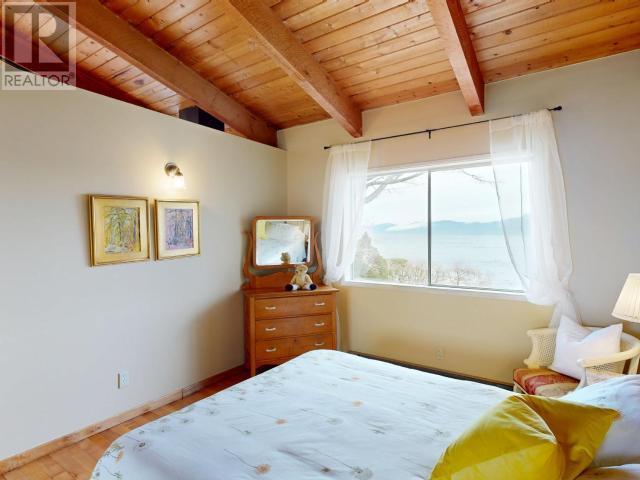












10989 DUNLOP ROAD

,
Powell River,




British Columbia
