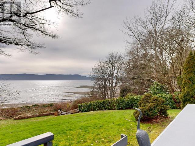 












10989 DUNLOP ROAD

,
Powell River,




British Columbia
