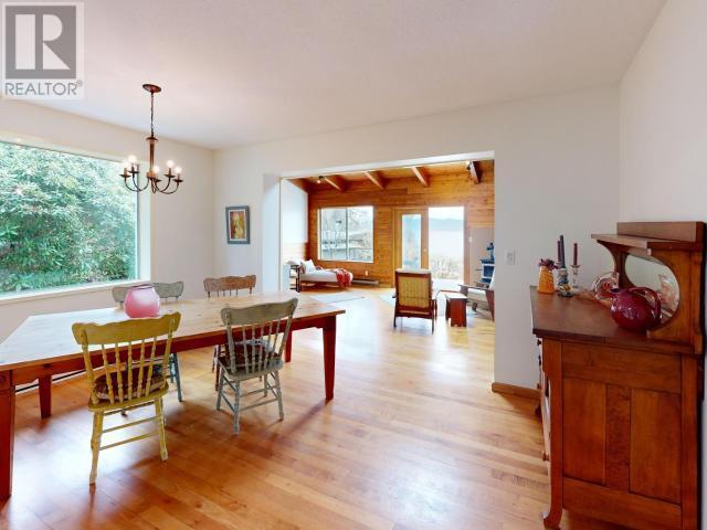 












10989 DUNLOP ROAD

,
Powell River,




British Columbia
