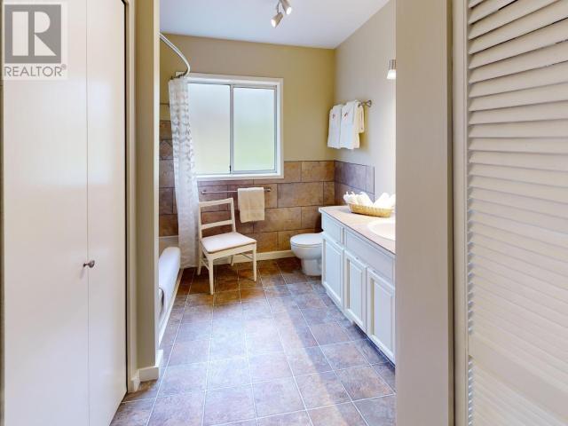 












10989 DUNLOP ROAD

,
Powell River,




British Columbia
