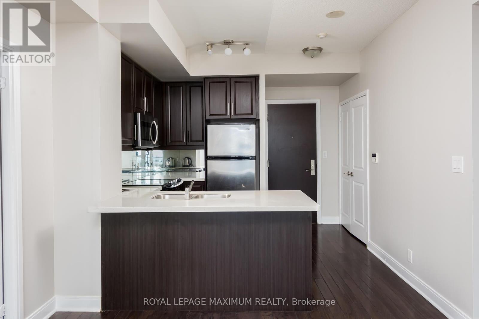 












3801 - 60 ABSOLUTE AVENUE S

,
Mississauga,




Ontario
L4Z0A9

