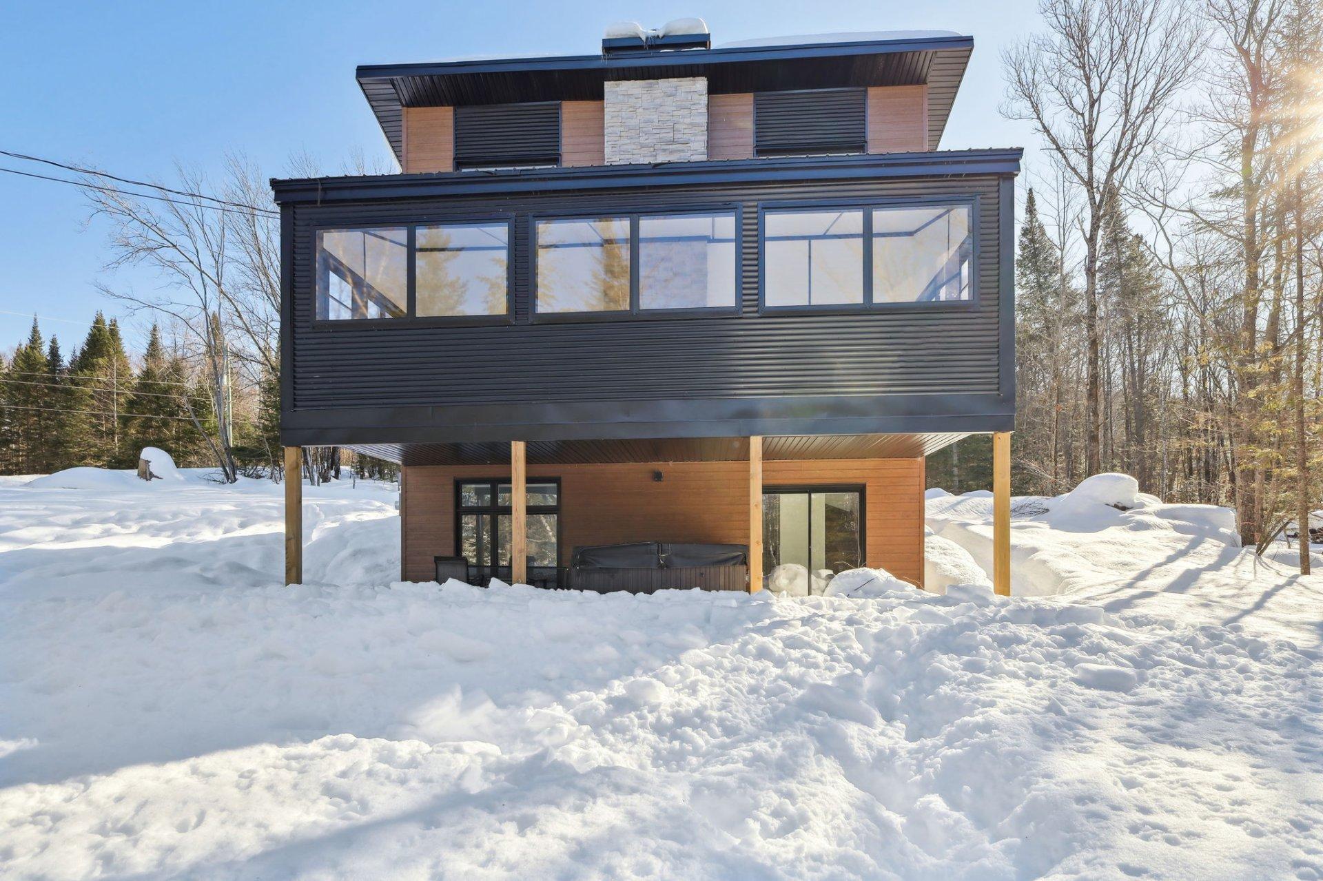 









25


Ch. des Cerisiers

,
Lac-Supérieur,




QC
J0T1J0

