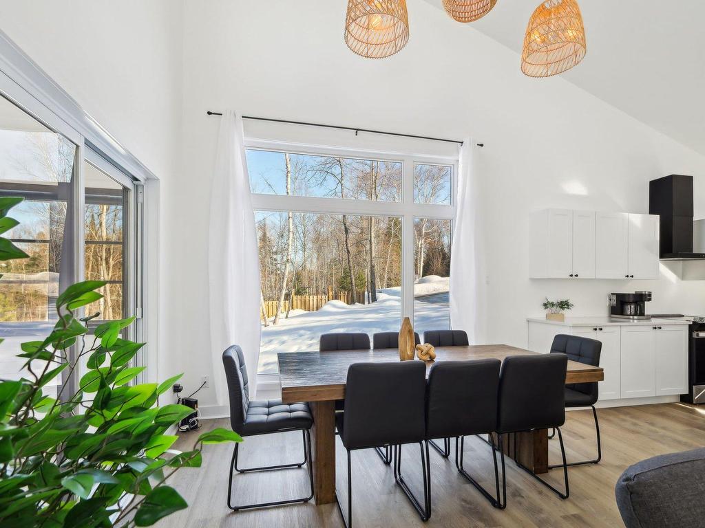 









25


Ch. des Cerisiers

,
Lac-Supérieur,




QC
J0T1J0

