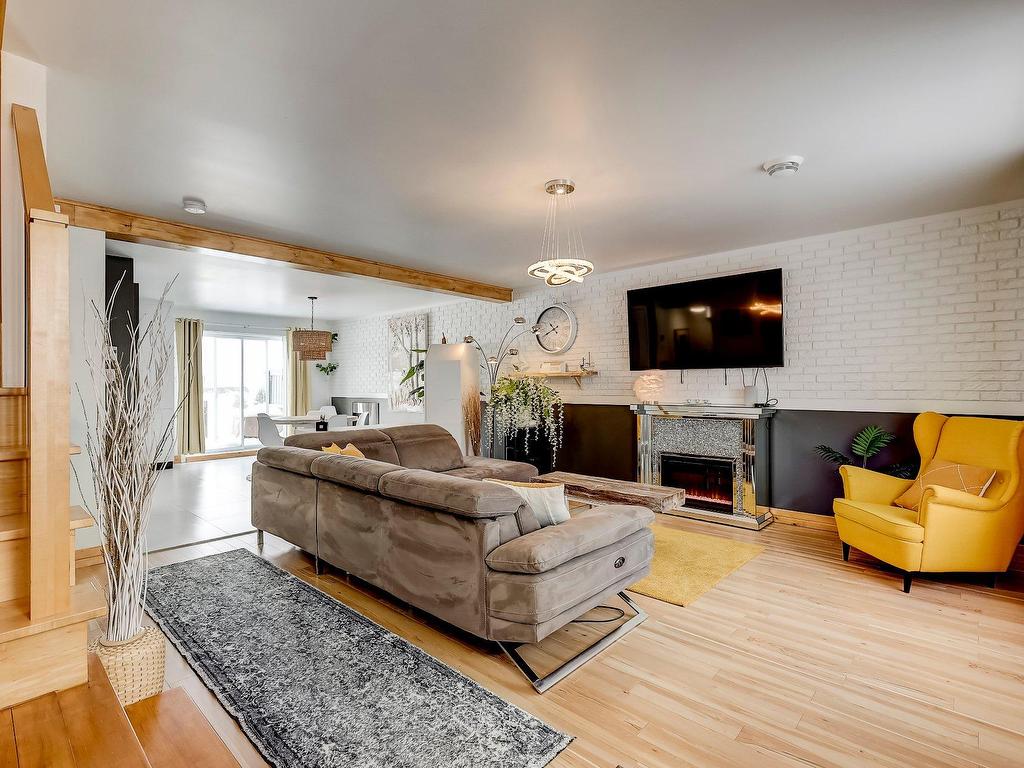 









509


Rue St-Joseph

,
Mont-Saint-Grégoire,




QC
J0J1K0

