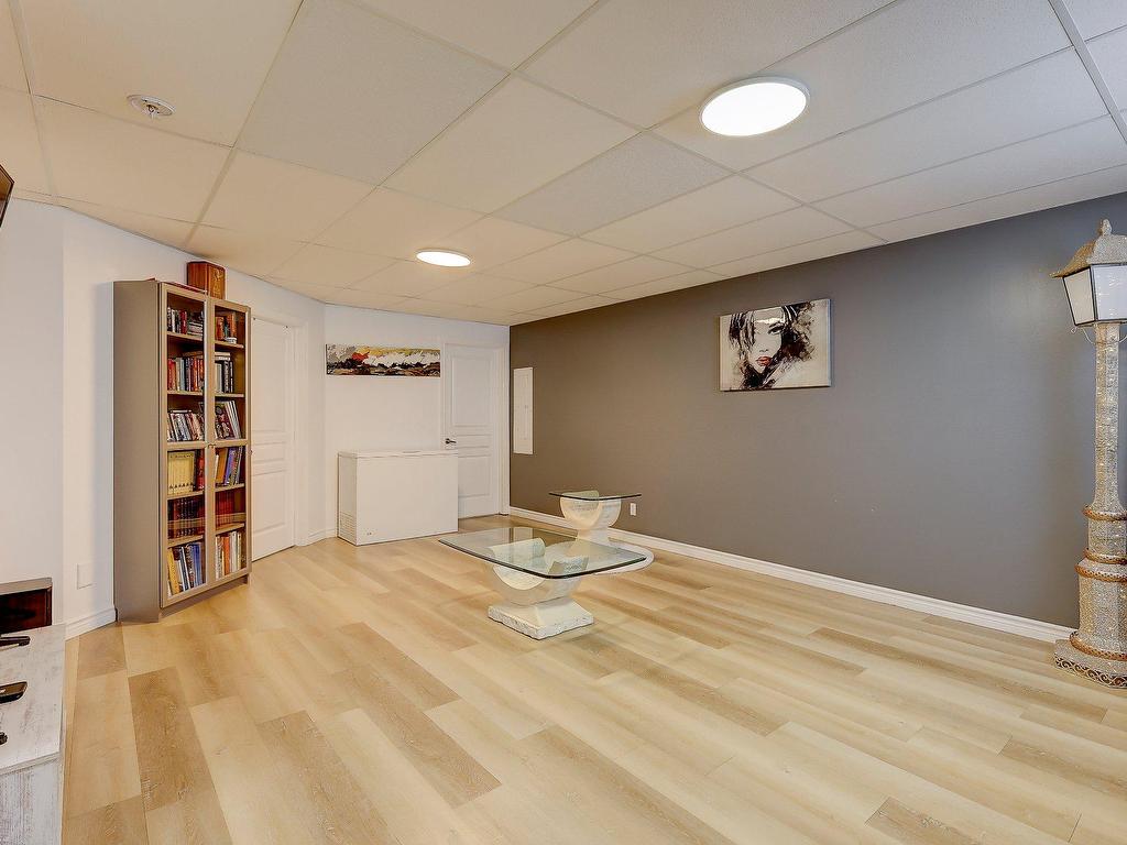 









509


Rue St-Joseph

,
Mont-Saint-Grégoire,




QC
J0J1K0

