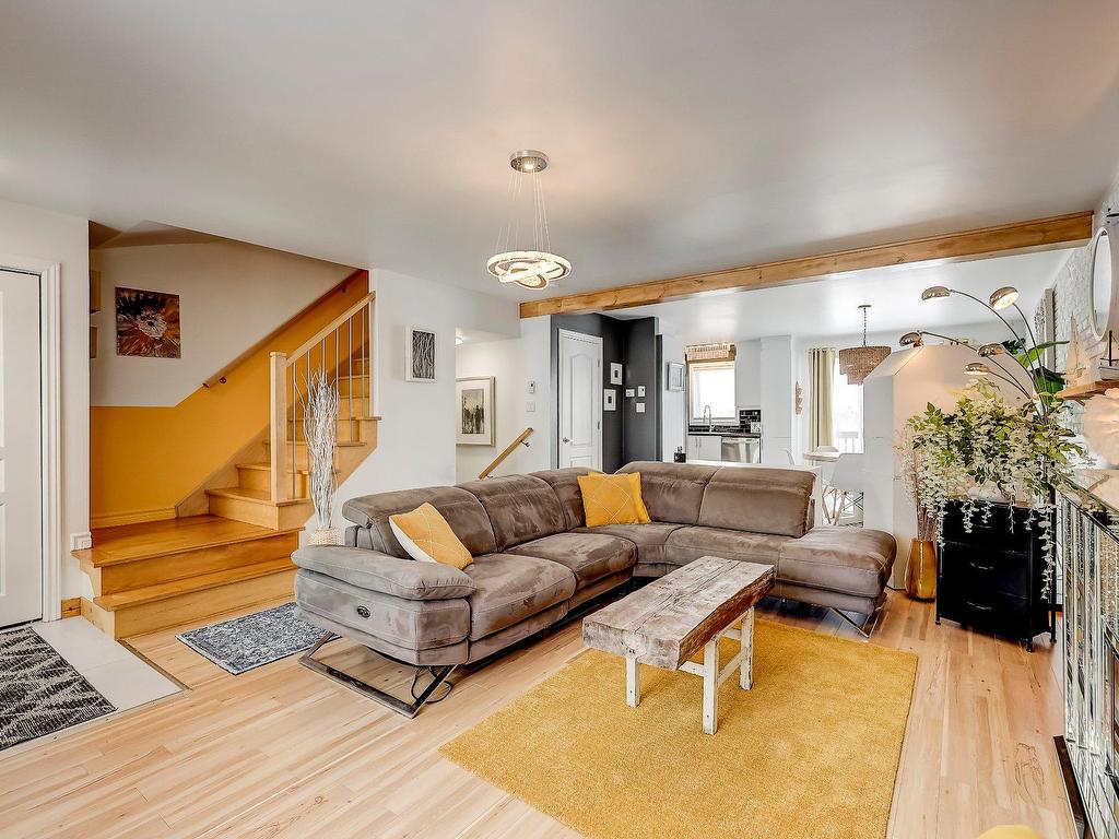 









509


Rue St-Joseph

,
Mont-Saint-Grégoire,




QC
J0J1K0

