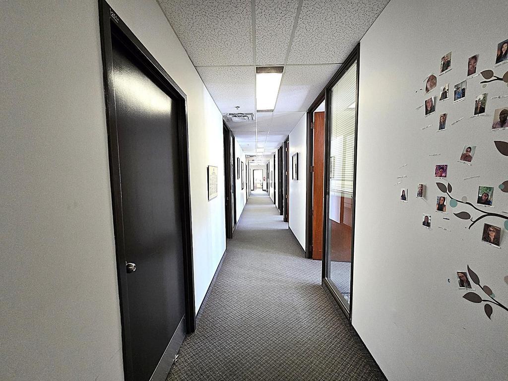 









1600


Boul. Henri-Bourassa O.

, 205,
Montréal (Ahuntsic-Cartierville),




QC
H3M3E2

