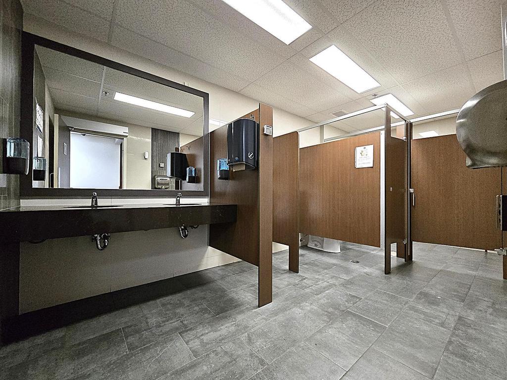 









1600


Boul. Henri-Bourassa O.

, 205,
Montréal (Ahuntsic-Cartierville),




QC
H3M3E2

