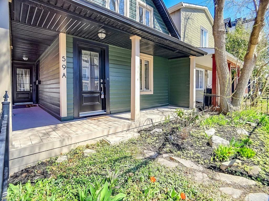 









59Z


Rue Vaudreuil

,
Hull (Gatineau),




QC
J8X2B7

