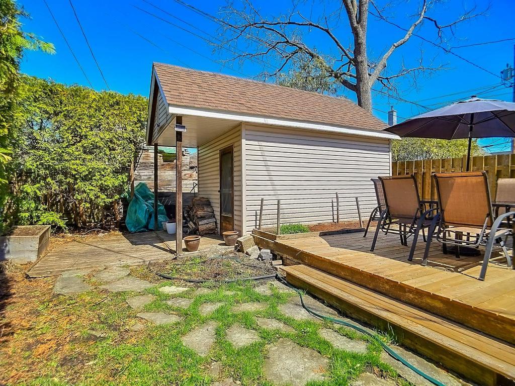 









59Z


Rue Vaudreuil

,
Hull (Gatineau),




QC
J8X2B7

