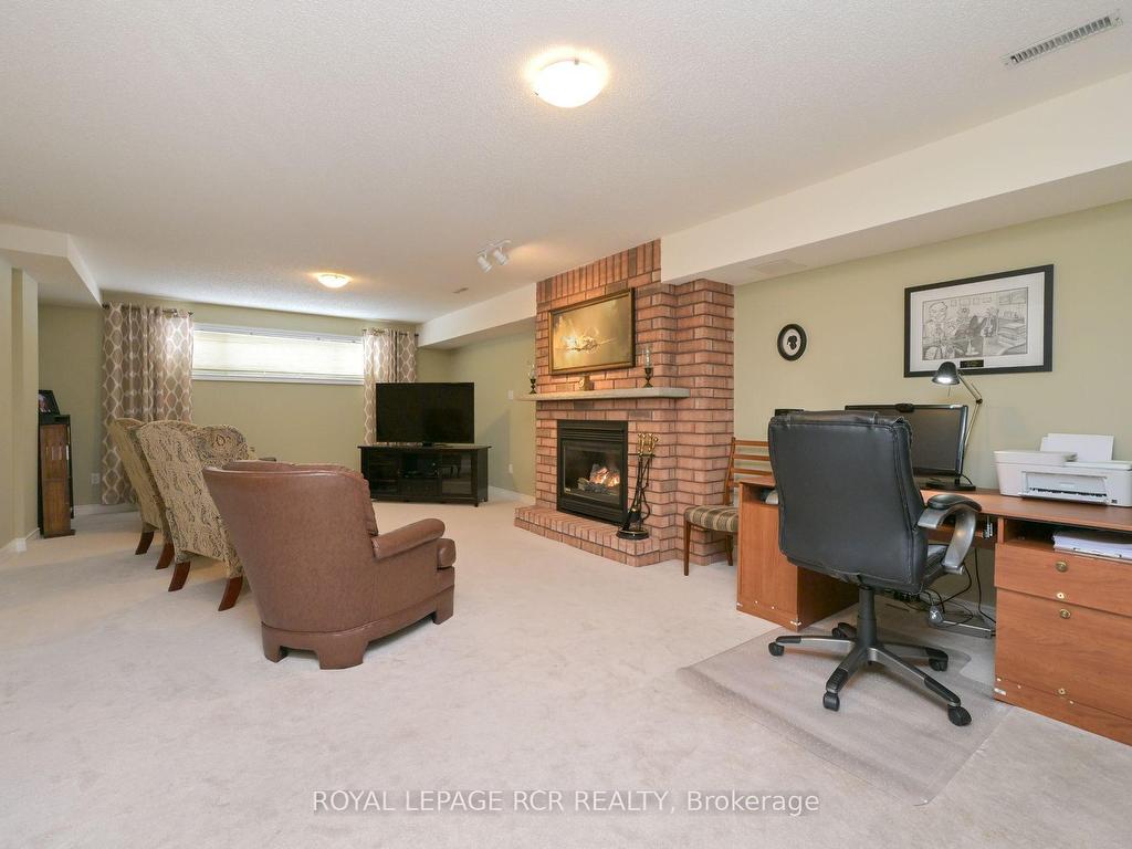 









46


Sunset

Boulevard,
New Tecumseth,




ON
L9R 1Z5

